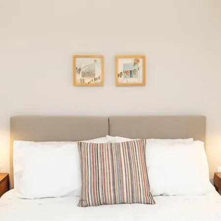 Apartment Spianada Wood & White - Minimal Fabulous Apt! *