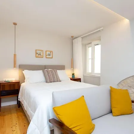 Apartment Spianada Wood & White - Minimal Fabulous Apt!