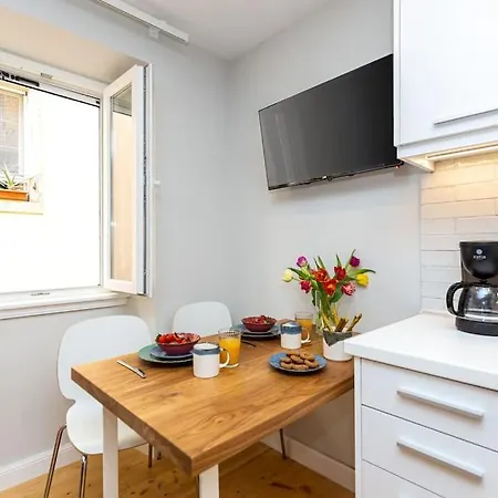 Spianada Wood & White - Minimal Fabulous Apt! Apartamento *